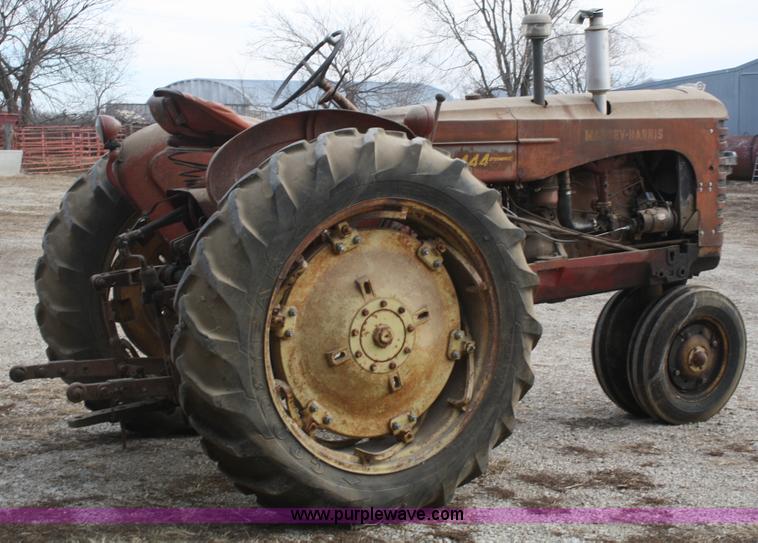 image for item A6678 1956 Massey-Harris 444 G1RF tractor