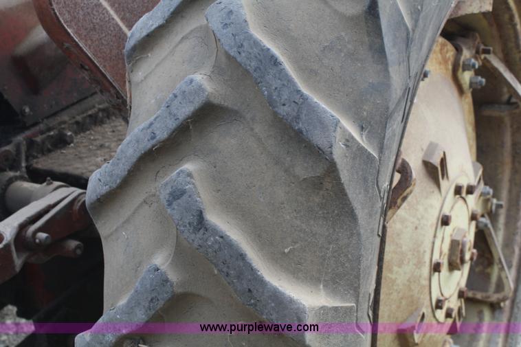 image for item A6678 1956 Massey-Harris 444 G1RF tractor