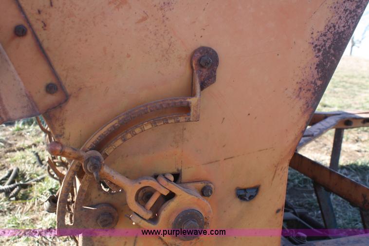 image for item A6679 Allis Chalmers 6' all crop grain drill