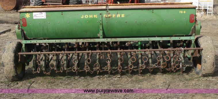 image for item A6716 John Deere FB-B drill