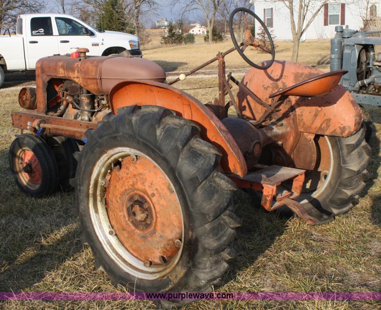 image for item A6717 1939 Allis Chalmers RC tractor