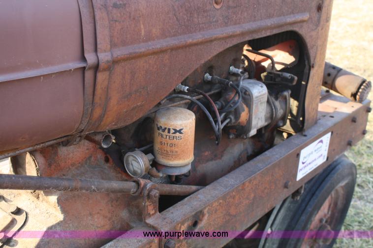 image for item A6717 1939 Allis Chalmers RC tractor