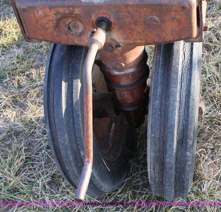 image for item A6717 1939 Allis Chalmers RC tractor