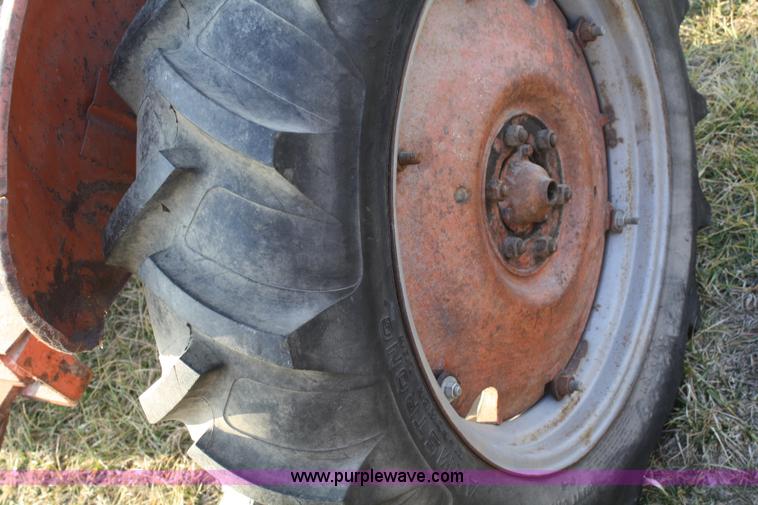 image for item A6717 1939 Allis Chalmers RC tractor