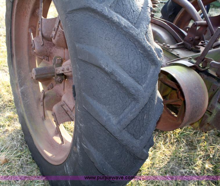 image for item A6718 1935 International Harvester F12 tractor