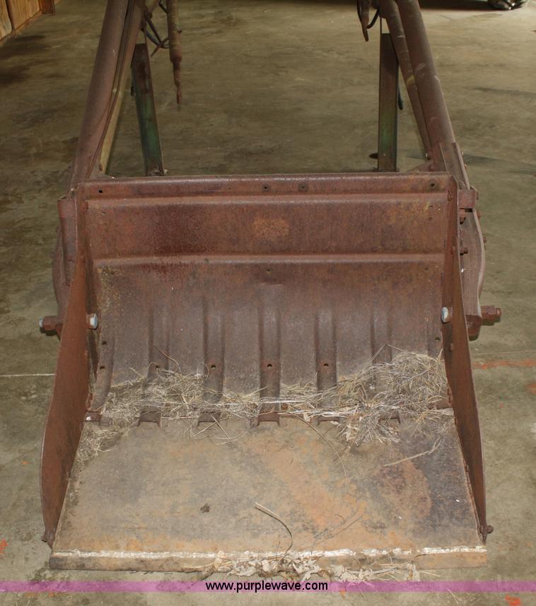 image for item A6719 John Deere 45 loader with trip bucket