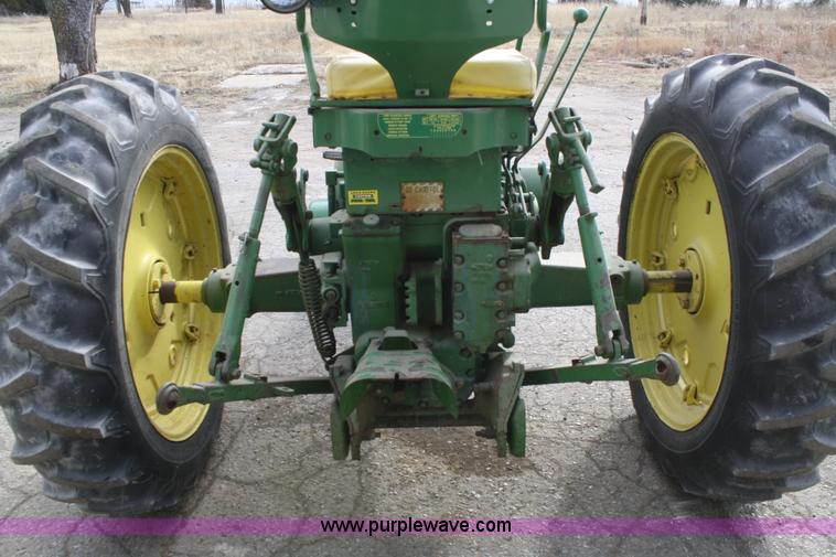 image for item A6720 1957 John Deere 520 tractor