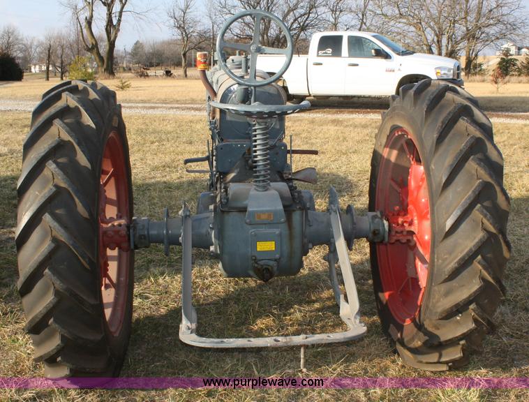 image for item A6723 1933 International Harvester F12 tractor