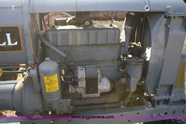 image for item A6723 1933 International Harvester F12 tractor