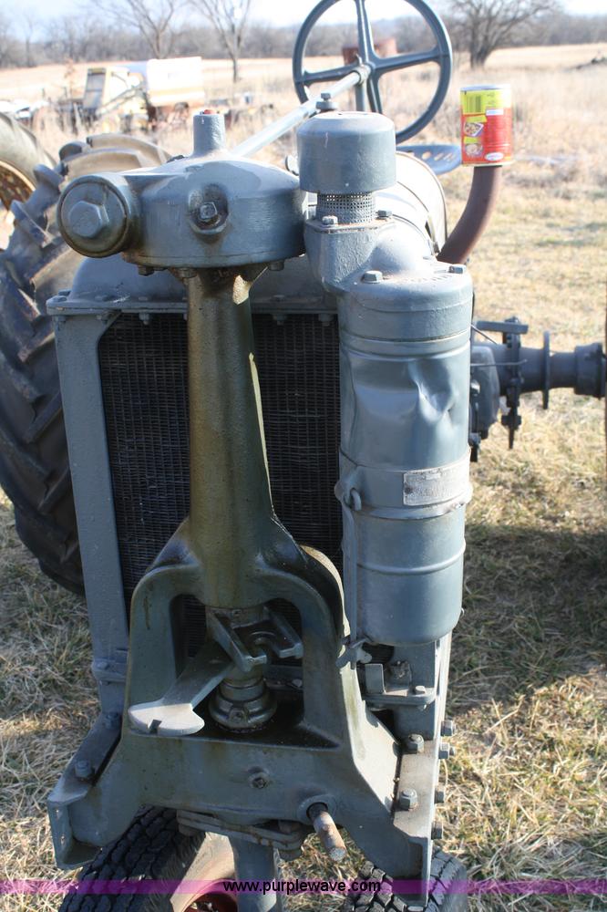 image for item A6723 1933 International Harvester F12 tractor