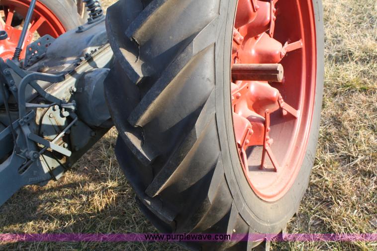 image for item A6723 1933 International Harvester F12 tractor