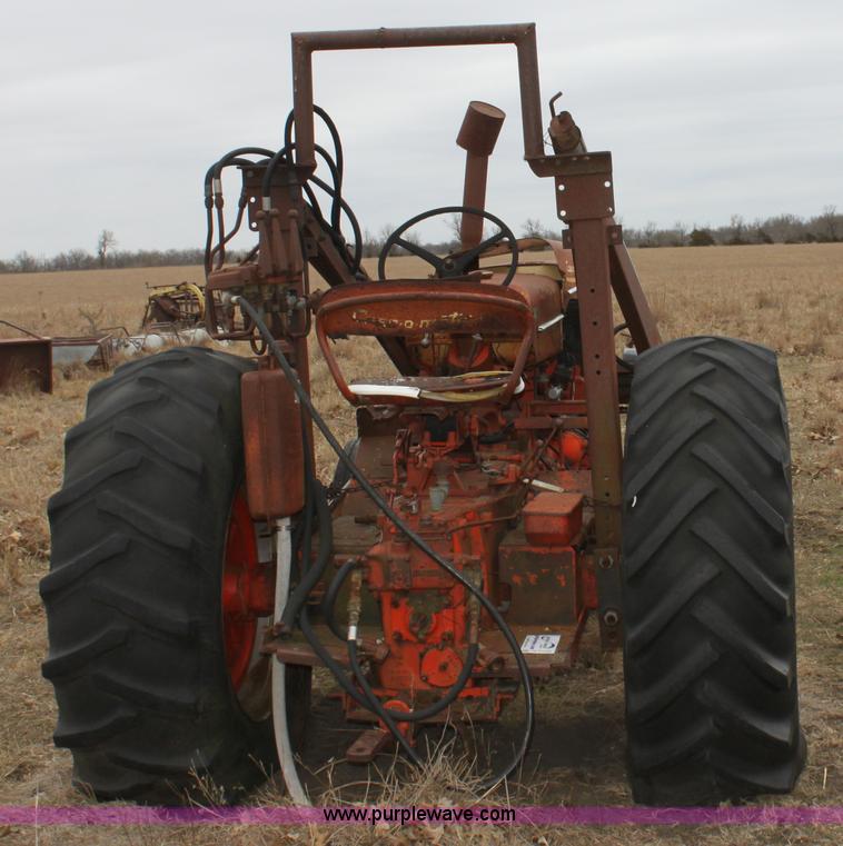 image for item A7179 1958 Case 812-B Case-O-Matic tractor
