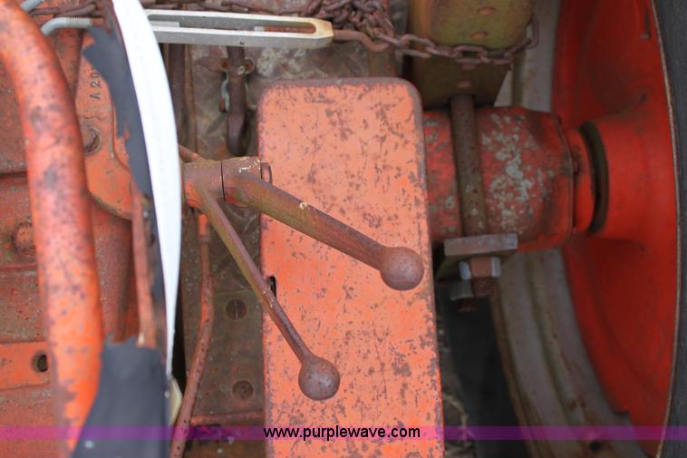 image for item A7179 1958 Case 812-B Case-O-Matic tractor