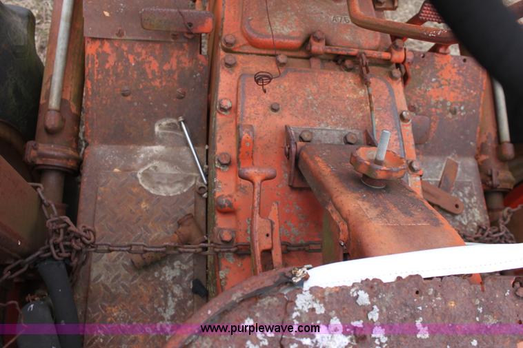 image for item A7179 1958 Case 812-B Case-O-Matic tractor