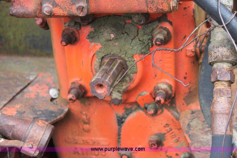 image for item A7179 1958 Case 812-B Case-O-Matic tractor