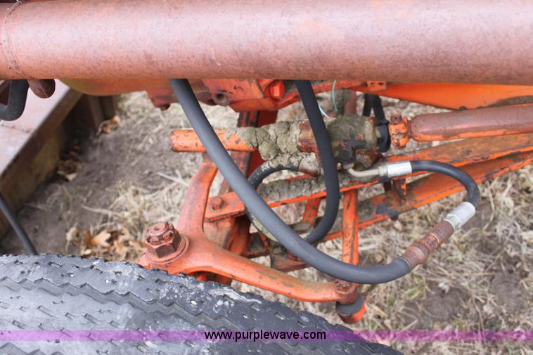 image for item A7179 1958 Case 812-B Case-O-Matic tractor