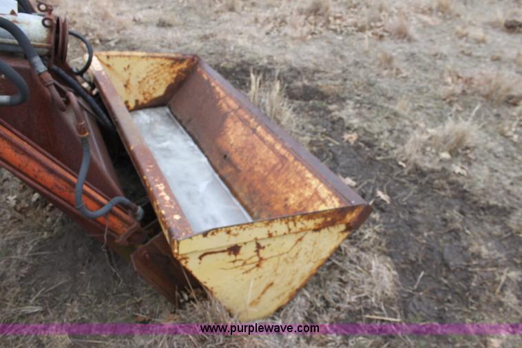 image for item A7179 1958 Case 812-B Case-O-Matic tractor