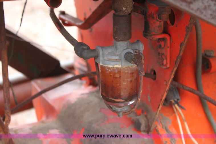 image for item A7179 1958 Case 812-B Case-O-Matic tractor