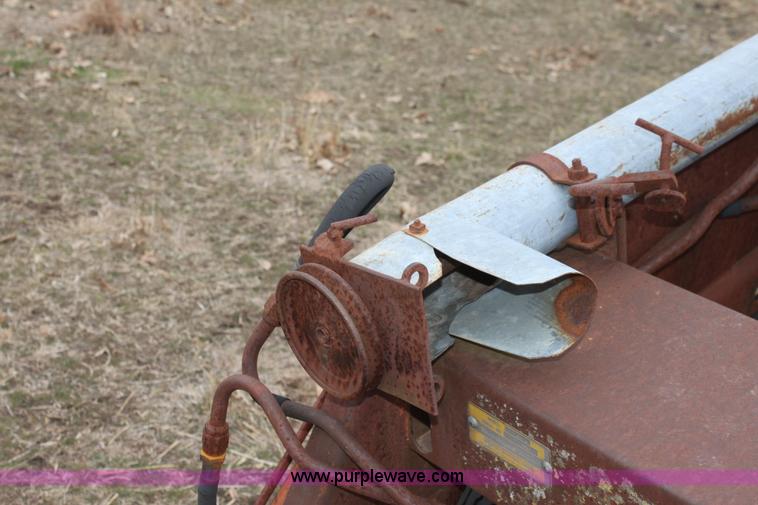 image for item A7179 1958 Case 812-B Case-O-Matic tractor