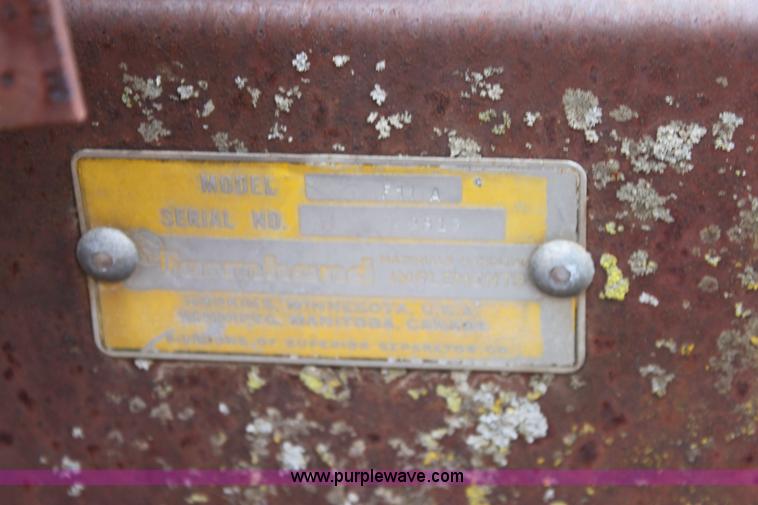 image for item A7179 1958 Case 812-B Case-O-Matic tractor