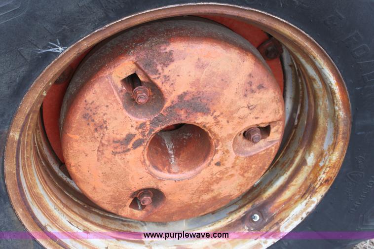 image for item A7179 1958 Case 812-B Case-O-Matic tractor