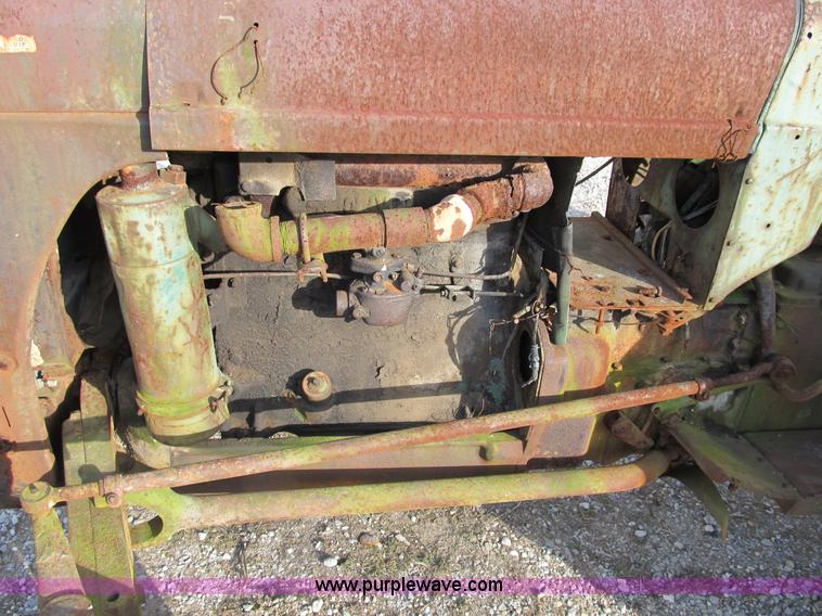 image for item B2599 Oliver Super 55 tractor