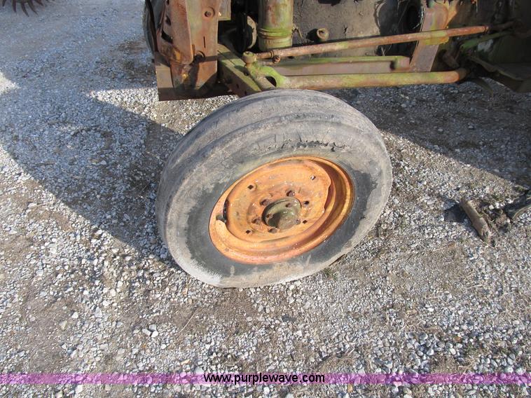 image for item B2599 Oliver Super 55 tractor