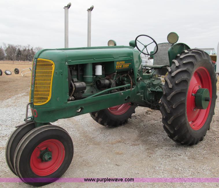 image for item B5097 1940 Oliver 70 row crop tractor