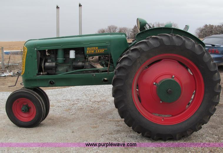 image for item B5097 1940 Oliver 70 row crop tractor