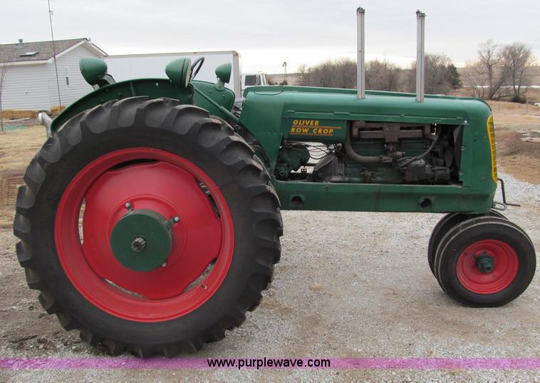 image for item B5097 1940 Oliver 70 row crop tractor