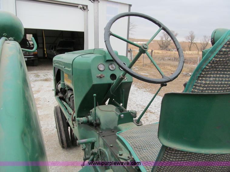 image for item B5097 1940 Oliver 70 row crop tractor