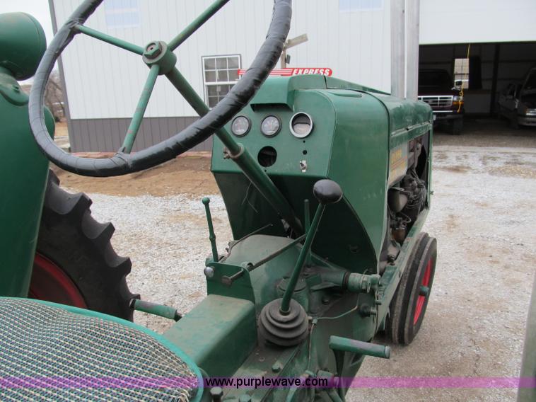 image for item B5097 1940 Oliver 70 row crop tractor