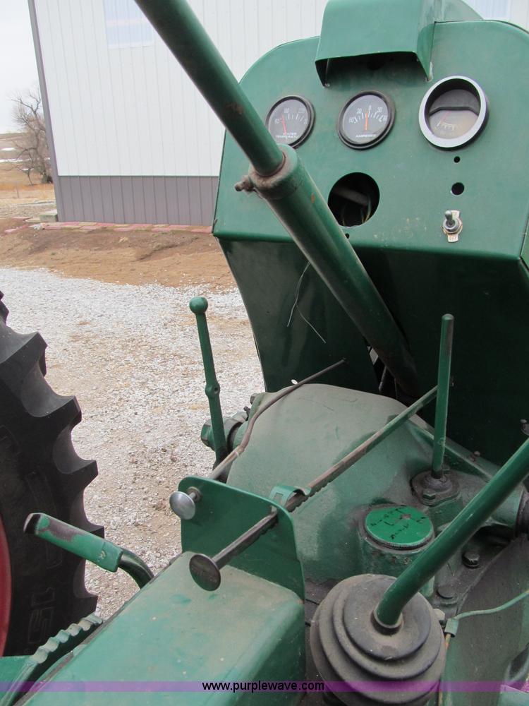 image for item B5097 1940 Oliver 70 row crop tractor