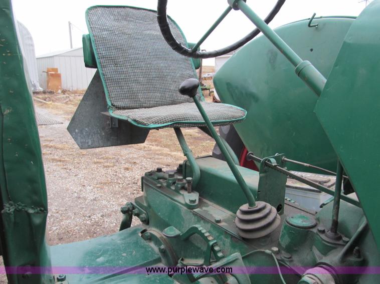image for item B5097 1940 Oliver 70 row crop tractor