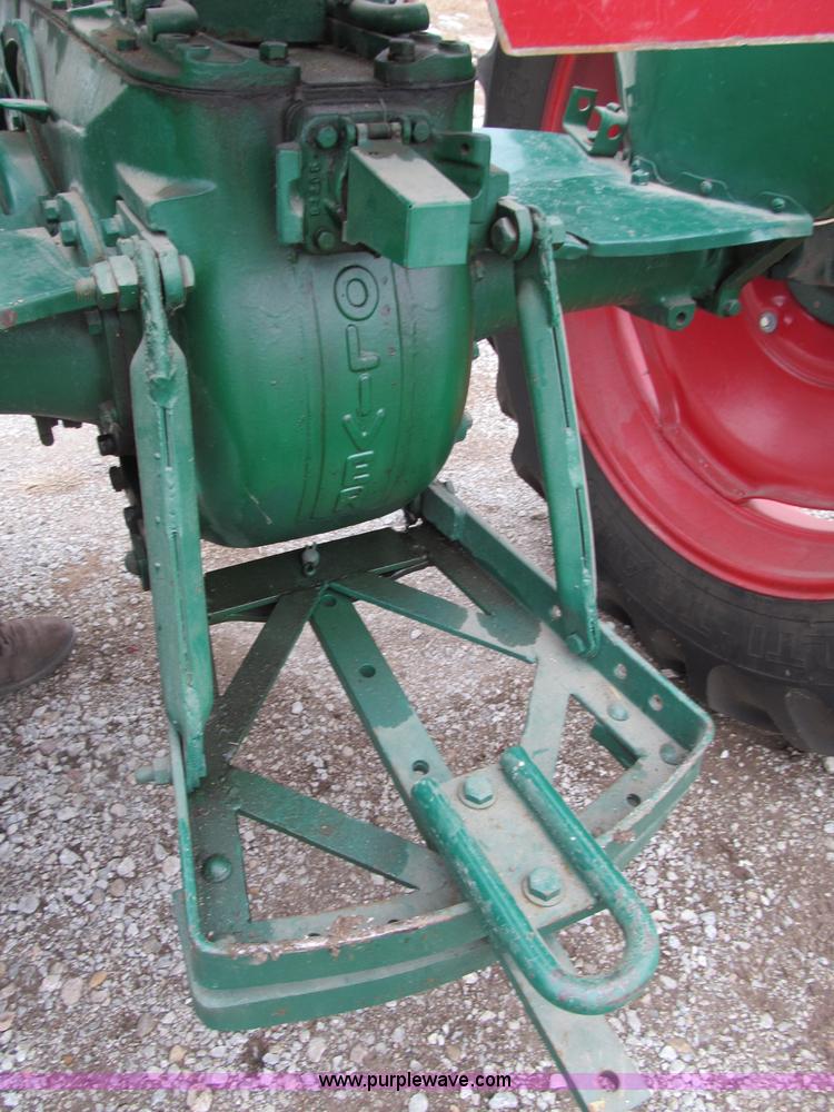 image for item B5097 1940 Oliver 70 row crop tractor