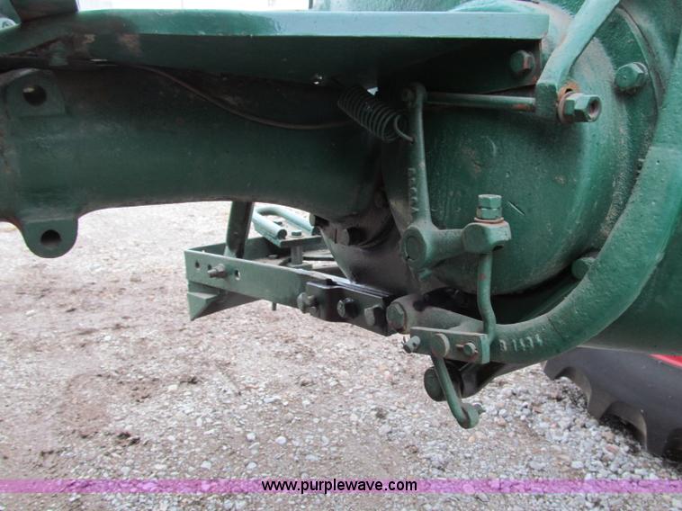 image for item B5097 1940 Oliver 70 row crop tractor