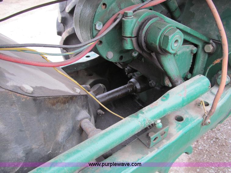 image for item B5097 1940 Oliver 70 row crop tractor