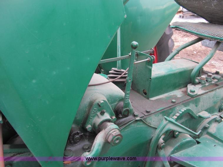 image for item B5097 1940 Oliver 70 row crop tractor