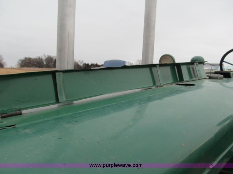 image for item B5097 1940 Oliver 70 row crop tractor