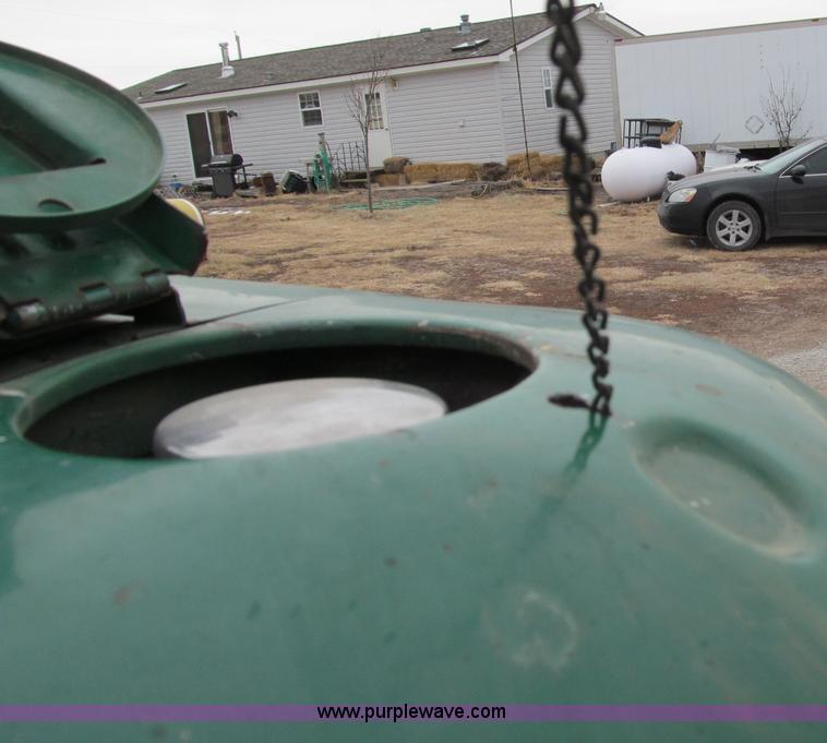 image for item B5097 1940 Oliver 70 row crop tractor