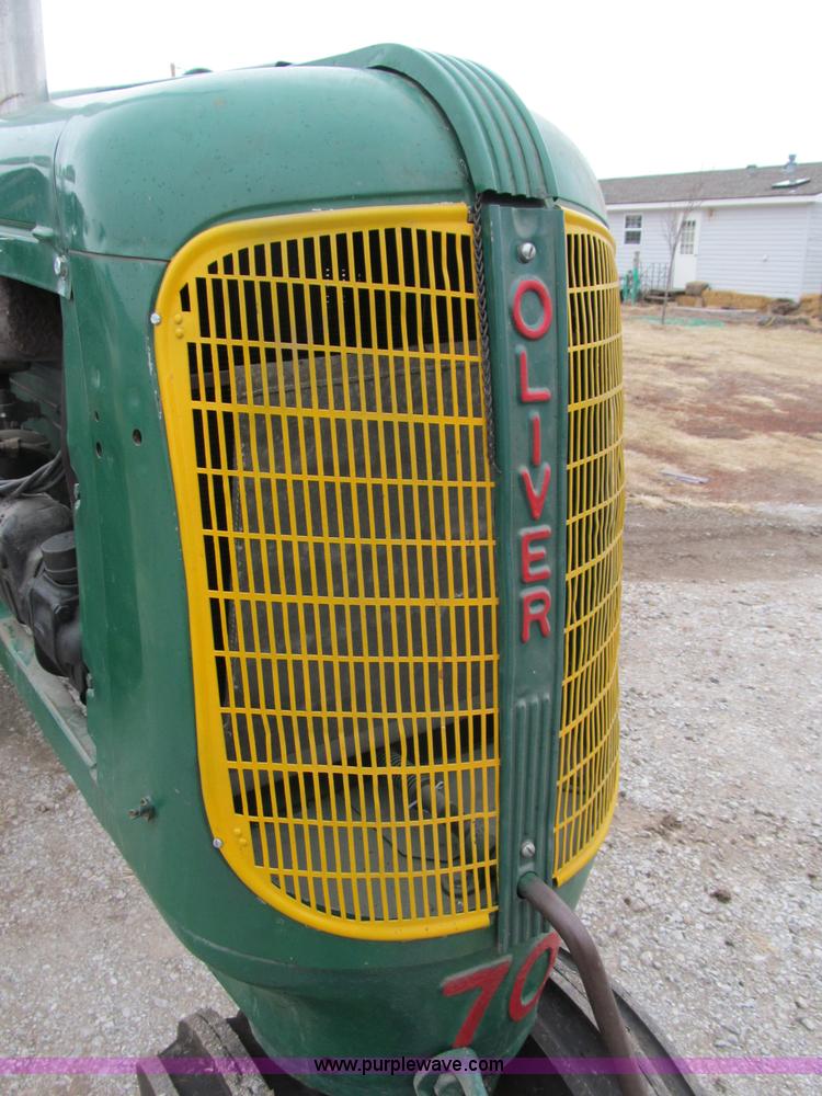 image for item B5097 1940 Oliver 70 row crop tractor