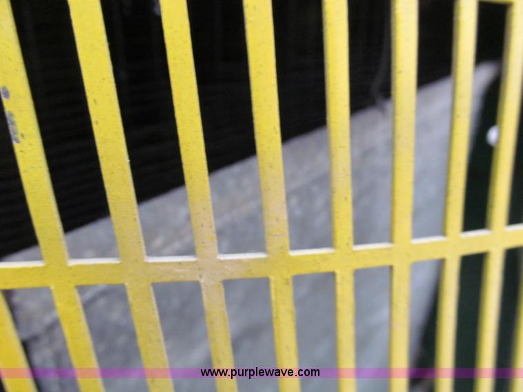 image for item B5097 1940 Oliver 70 row crop tractor