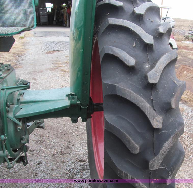 image for item B5097 1940 Oliver 70 row crop tractor