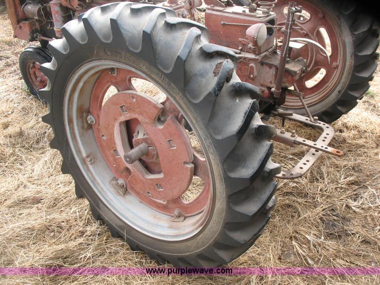 image for item D6572 1951 IHC Farmall Super C tractor