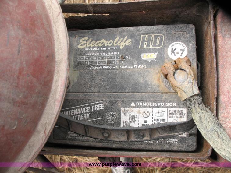 image for item D6572 1951 IHC Farmall Super C tractor