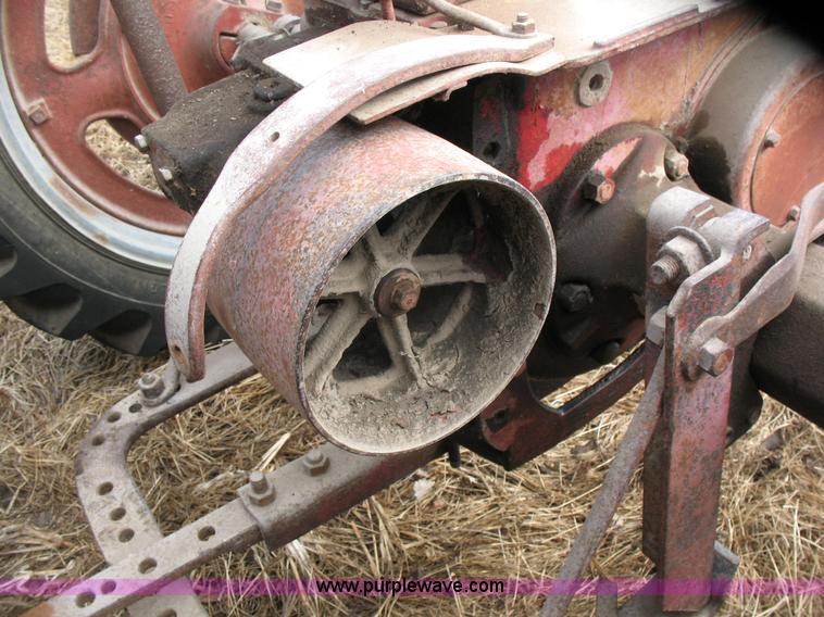 image for item D6572 1951 IHC Farmall Super C tractor