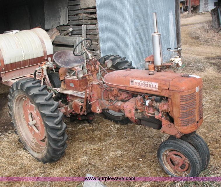 image for item D6572 1951 IHC Farmall Super C tractor