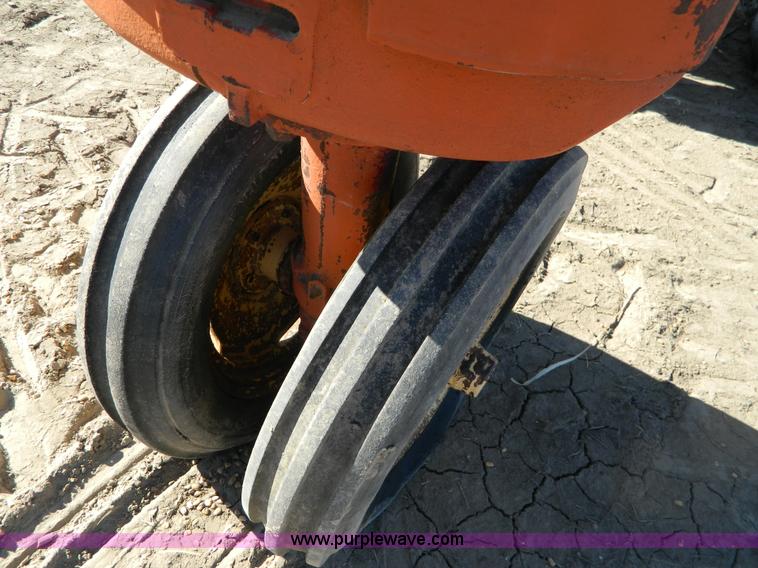 image for item D8715 Massey-Harris 30 Row Crop tractor