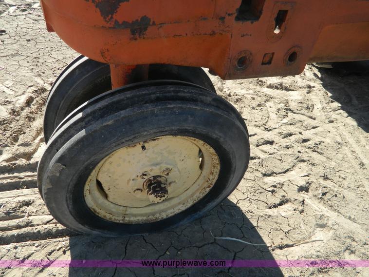 image for item D8715 Massey-Harris 30 Row Crop tractor