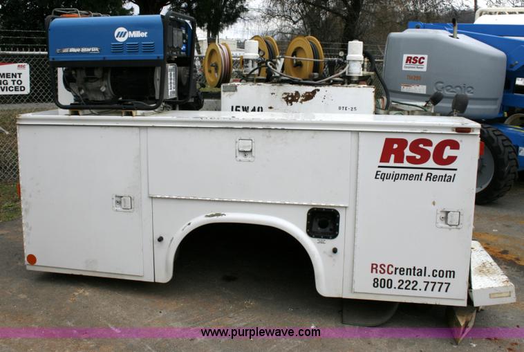 image for item 6068 2006 Knapheide 6108D54J service truck body